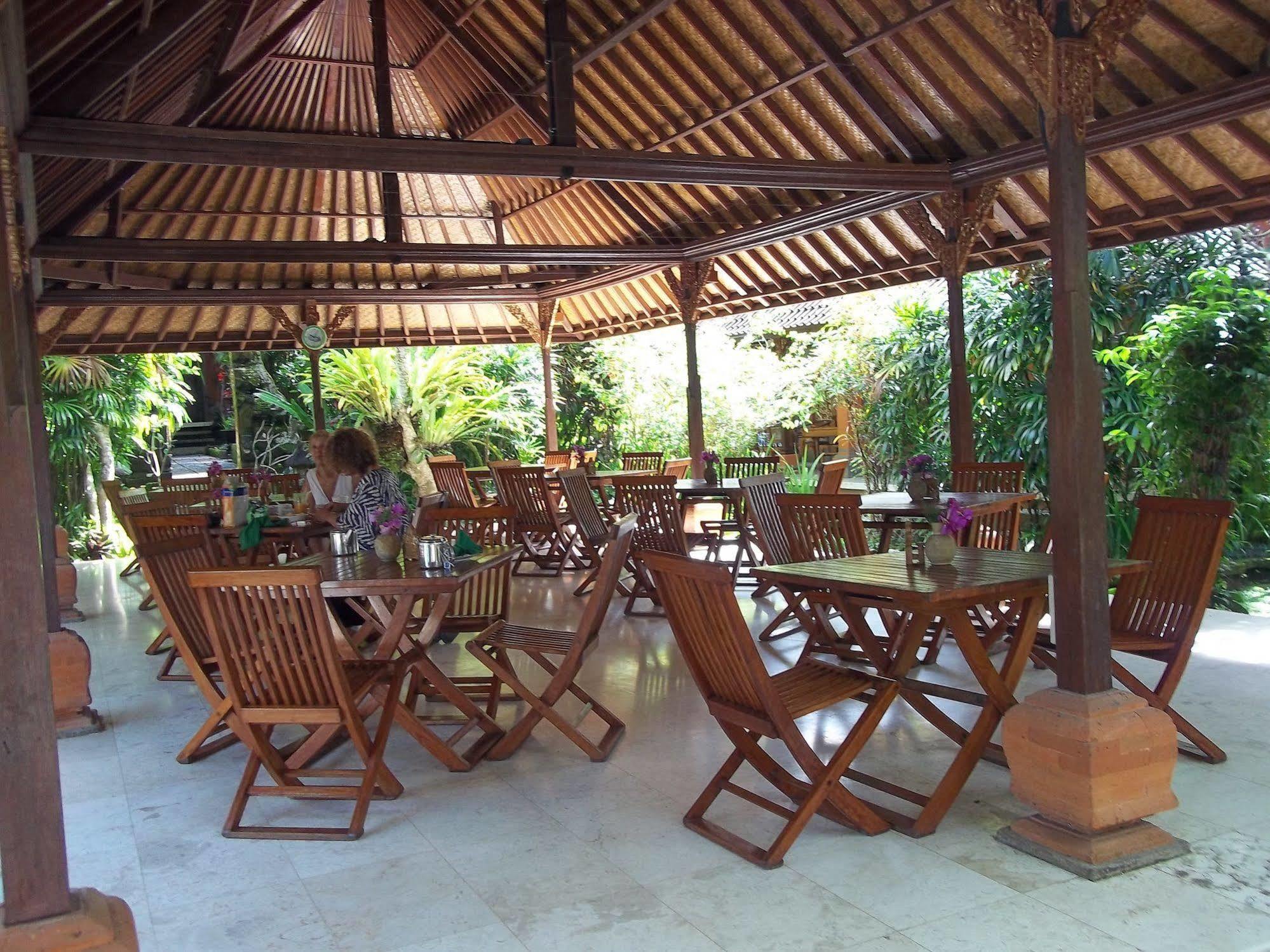 Puri Saraswati Dijiwa Ubud Екстериор снимка